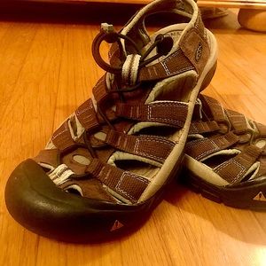 KEEN Womens Newport Sandals Size 7